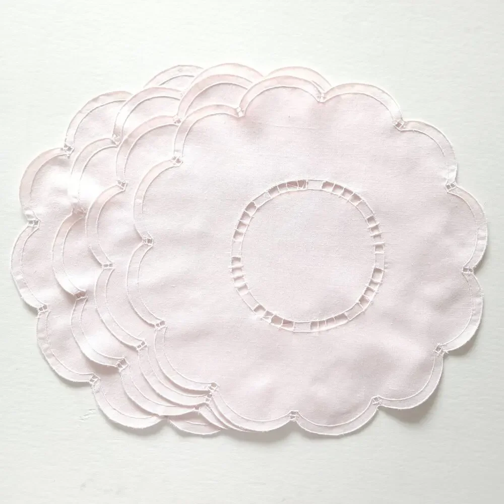 VTG Doilies Placemat Pink Round Cutwork Cotton Blend Shabby Valentine's 15